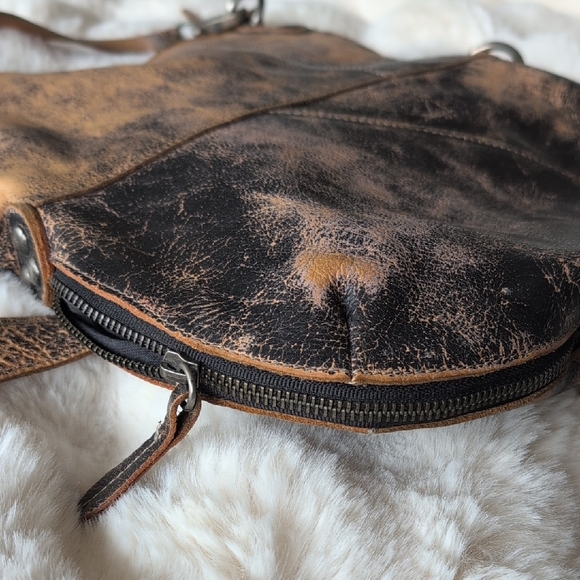 BED|STU Distressed Leather Bag - Picture 4 of 6